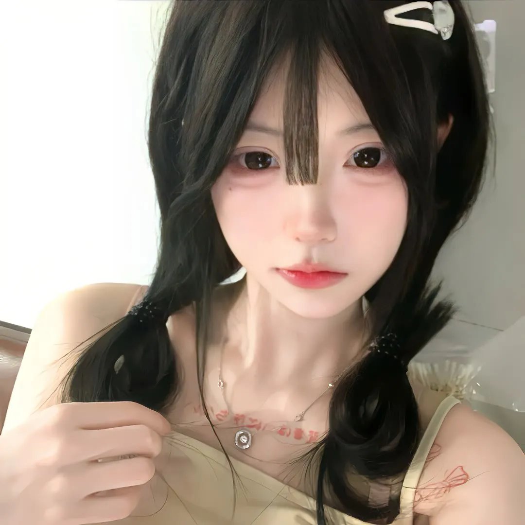 他的摩托，她的岛